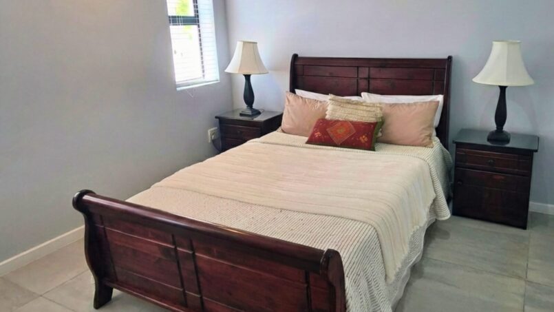 Dwarskersbos Accommodation - Fijnbos Holiday House - Main Bedroom