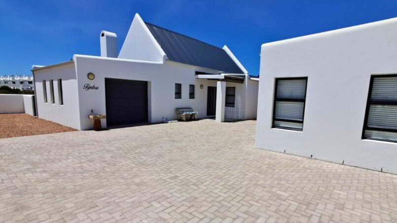 Dwarskersbos Accommodation - Fijnbos Holiday House - House Exterior